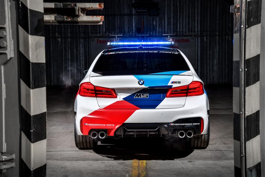  BMW M5 MotoGP Safety Car (F90) 2018 года  (фото 6 из 56)